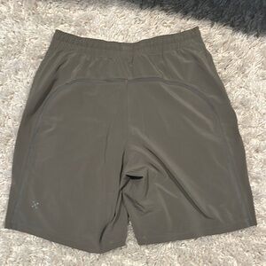 Lululemon Men's Gray Athletic Shorts 9”